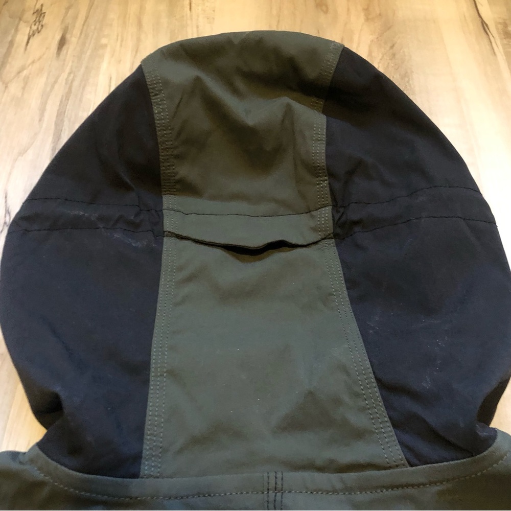 Indygena Cangur Women's Black & Olive Hooded Vest Wind Resistant - Picture 13 of 16